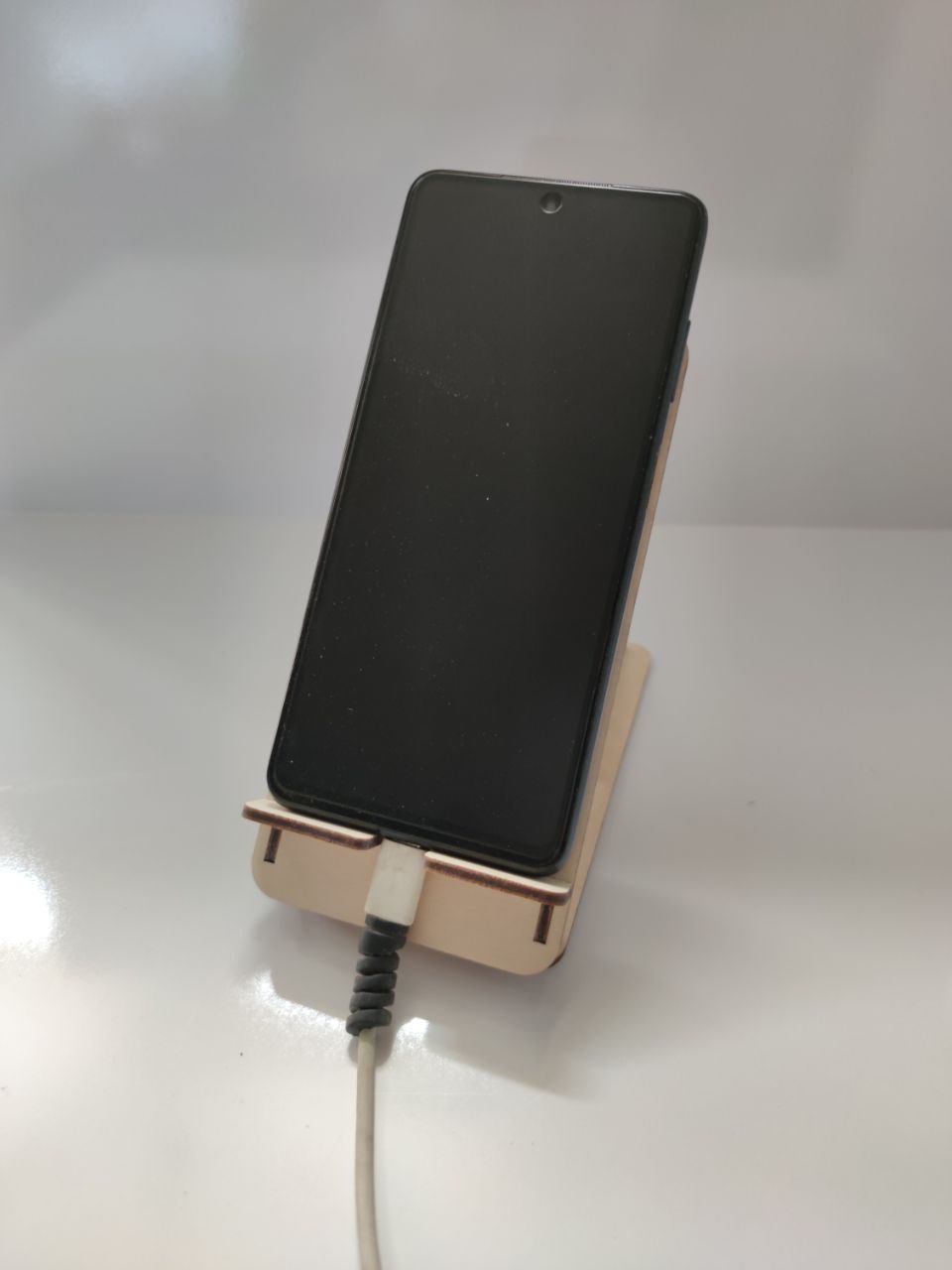 استند موبایل